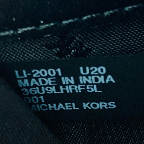 Michael Kors Men’s Harrison Slim Billfold Wallet - Picture 10 of 12